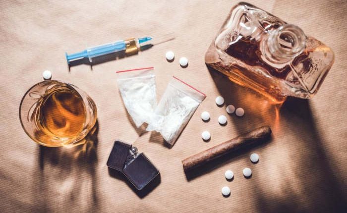 مددیاری اعتیاد یک حوزه مهم در حمایت و مشاوره افراد مبتلا به اعتیاد است که میتواند در توسعه تاب آوری افراد مبتلا به اعتیاد موثر واقع شود