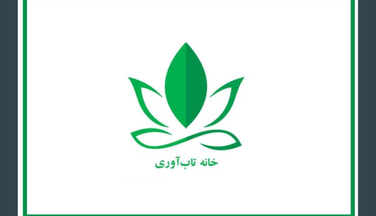 سندروم سیندرلا اصطلاحی است که میتواند در بحث تاب آوری زنان و دختران موضوعی مهم تلقی شود سندرم سیندرلا اولین‌بار توسط کولت داولینگ نویسنده کتابی به همین نام عنوان شد.