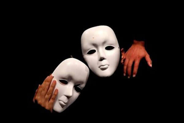 نمایش درمانی و تقویت تاب‌آوری دانشجویان و دانش آموزان