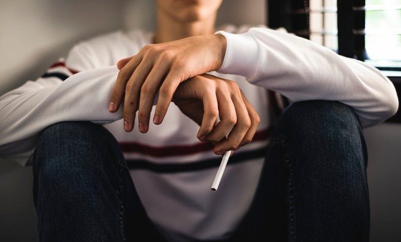 چگونه نوجوانان معتاد میشوند ؟