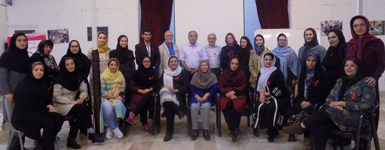 کارگاه تاب آوری حوزه HIV/ADIS برگزارشد کارگاه دو روزه  تاب آوری برای مددکاران اجتماعی ، مشاوران و روانشناسان شاغل در حوزه (HIV/ADIS) کشور برای اولین بار و  به همت گروه احیا و انجمن توانیاب در تهران برگزار و ساعاتی قبل به کار خود پایان داد.